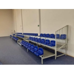 Stationäre Tribüne - Kunststoffsitze