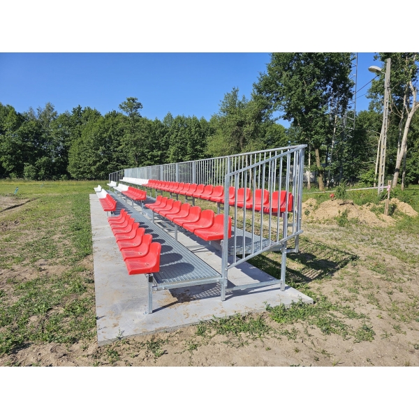 Feste Tribüne mit Kunststoffsitzen TZ