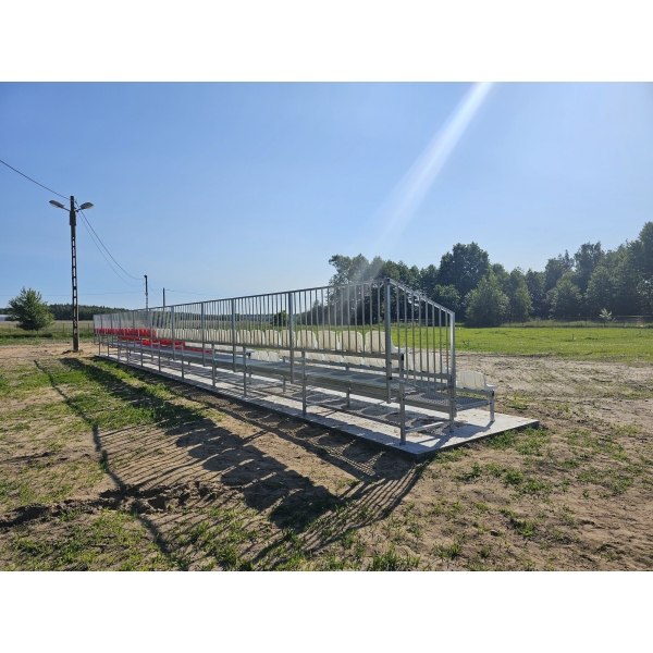 Feste Tribüne mit Kunststoffsitzen TZ