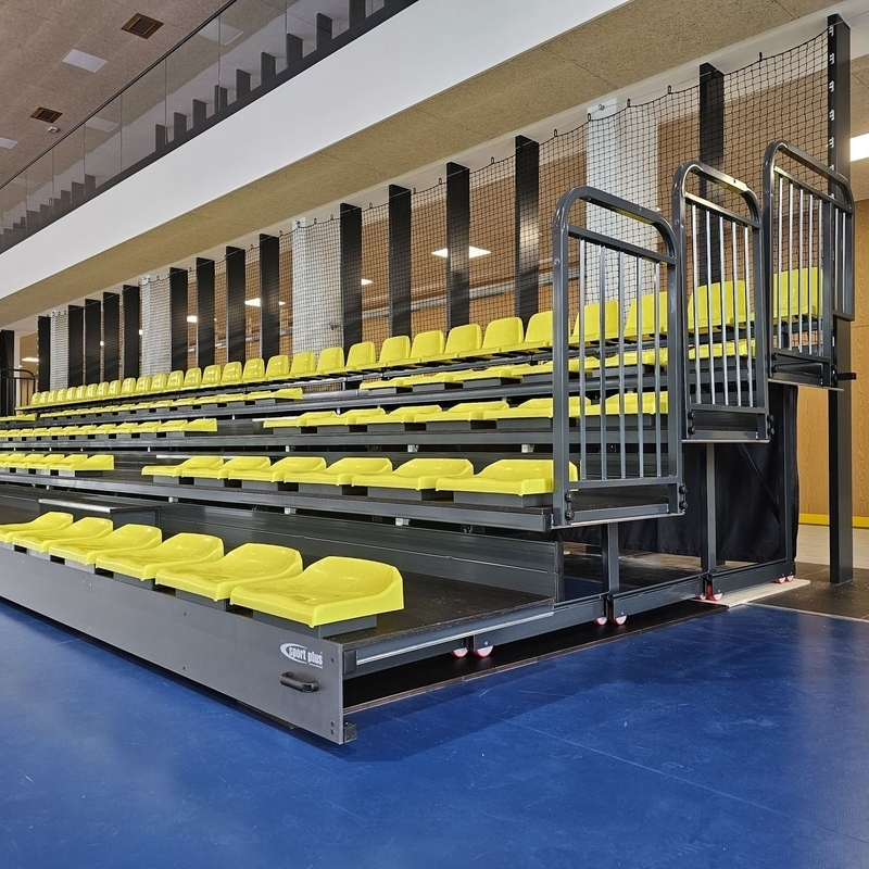 Teleskopische Klapptribünen TT-BETA-PN, Kunststoffsitze