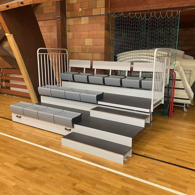 Teleskopische Klapptribüne TT-BETA-LV, Sitzbank VERSO