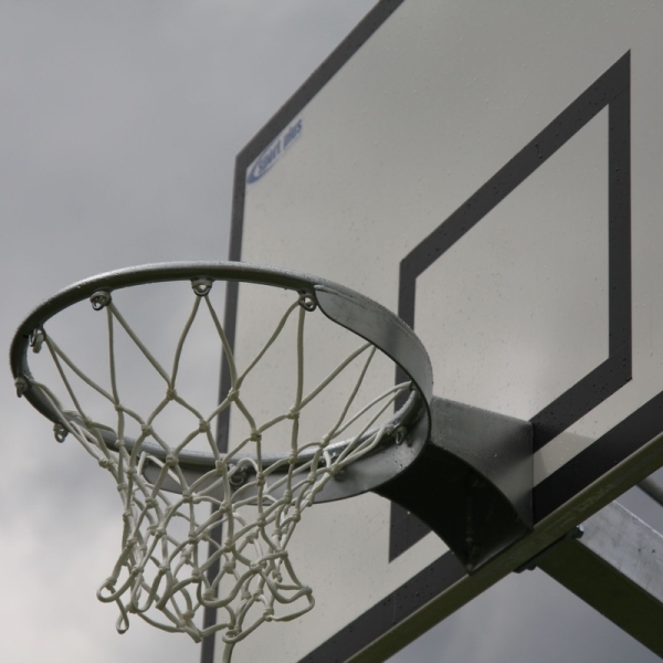 PREMIUM basketball hoop