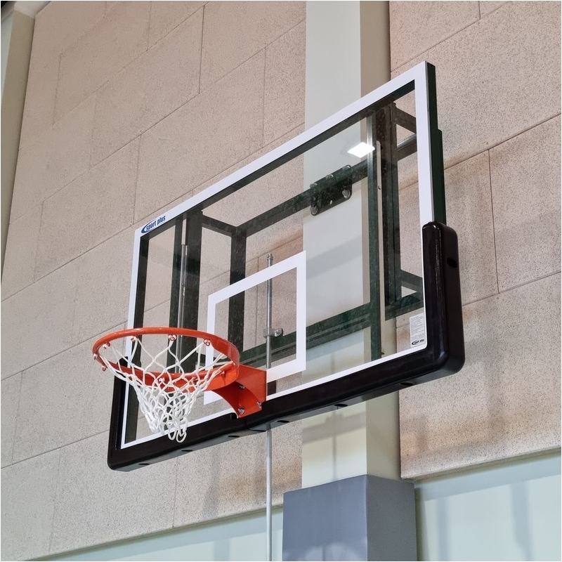 Pevná basketbalová konstrukce - dosah až 100 cm