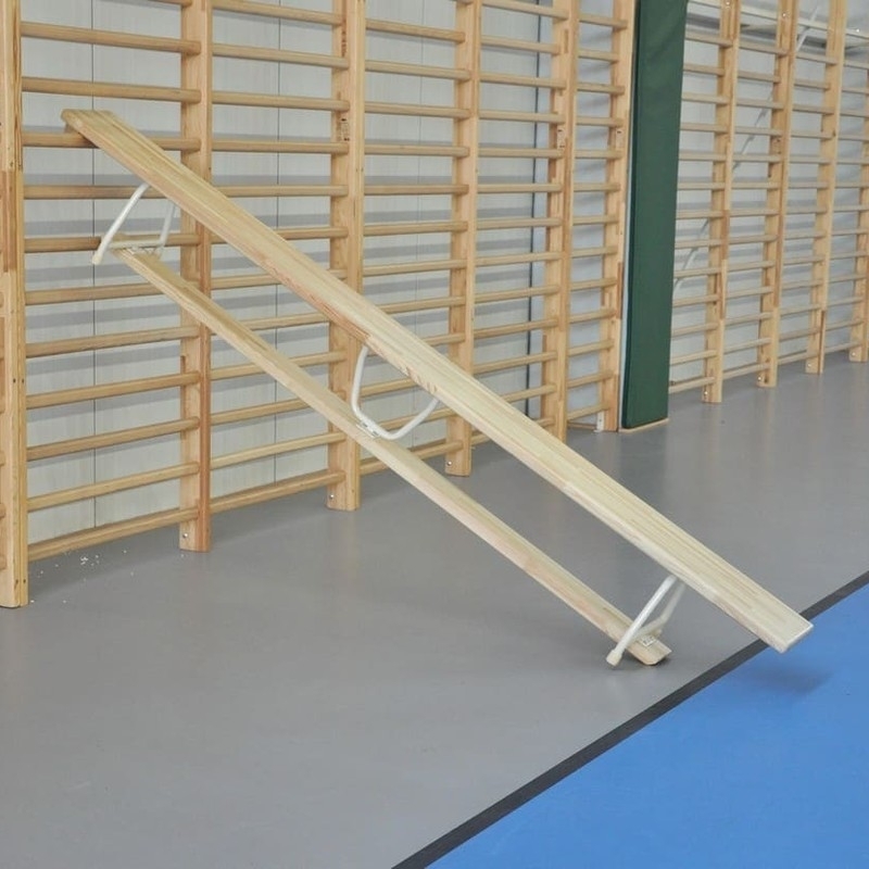 Gym bench 4.0 m, metal legs