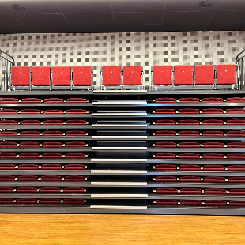 Teleskopische Klapptribüne 6 Plattformen TT-ALFA