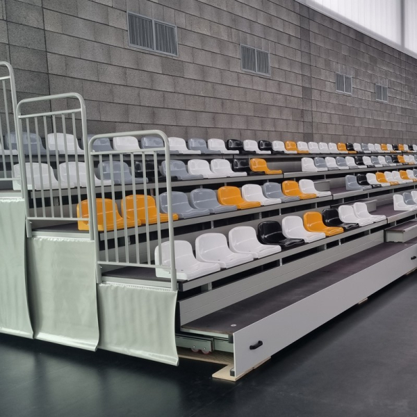 Teleskopische Klapptribünen TT-BETA-PN, Kunststoffsitze