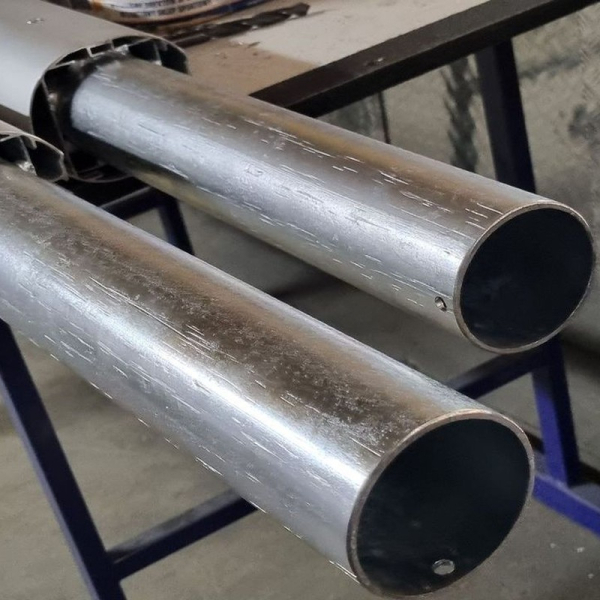 Aluminium-Volleyballpfosten, Turnier, Ovalprofil 120x100 mm mit Adapter