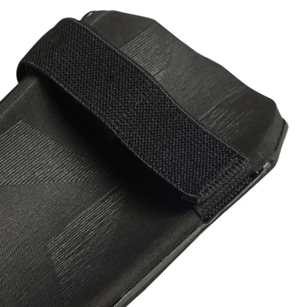 Adidas Predator SG Match Fußballschützer, Farbe schwarz