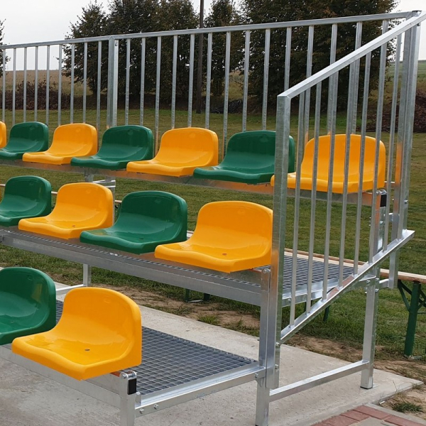 Pevná tribuna s plastovými sedadly TZ300 Pevná tribuna s plastovými sedadly TZ300