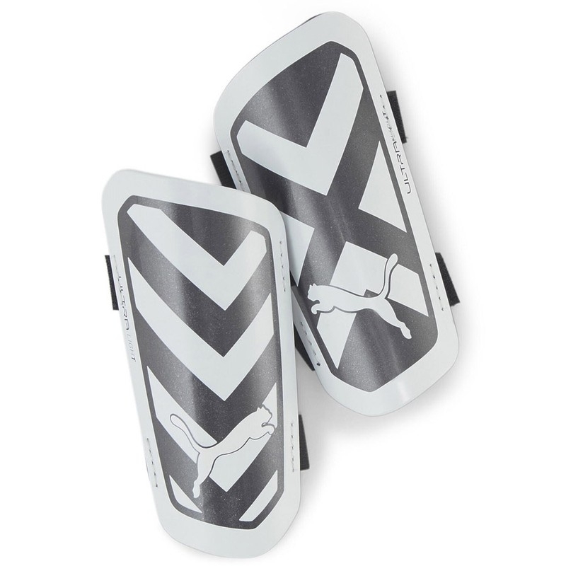 Puma Schienbeinschoner Ultra Light Strap Fußballschützer, Farbe weiß und schwarz