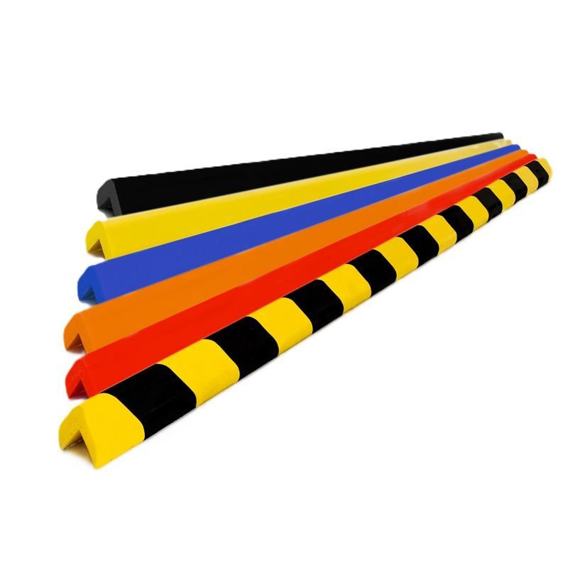 Eckschutz-Stoßstange. Form L. Abmessungen 1000mm, 30x30mm.