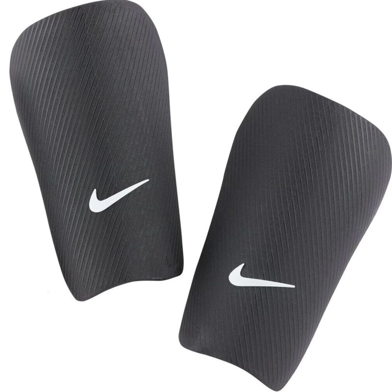 Fotbalový chránič Nike J.Guard, černá barva