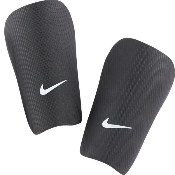 Fotbalový chránič Nike J.Guard, černá barva
