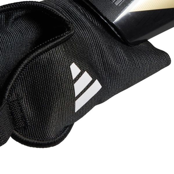 Fotbalový chránič Adidas Tiro SG Match, černo-zlatý
