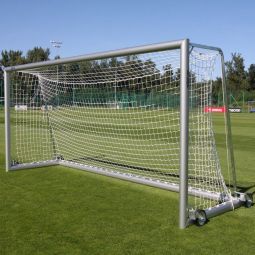 Fußballtore 5 x 2 m PREMIUM tragbar mit Rollen, Aluminium, Ovalprofil 120 x 100 mm